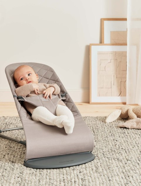 BABYBJORN - leżaczek BLISS Woven, Piaskowoszary + Zabawka