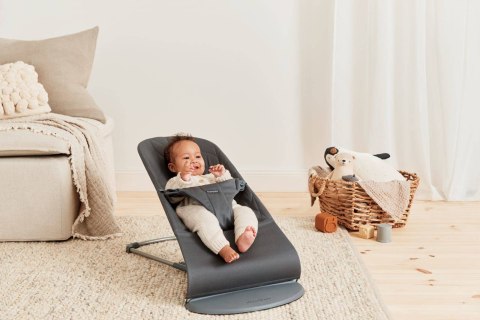 BABYBJORN - leżaczek BLISS Woven, Petal Quilt - Antracytowy + Zabawka