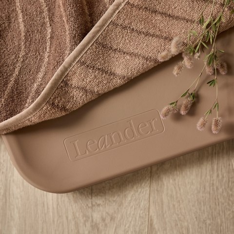 LEANDER - podkład na przewijak MATTY™, Woodland, clay