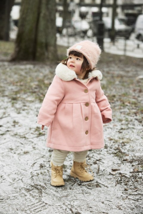 Elodie Details Czapka zimowa, Furry Knit - Powder Pink - 3-100 lata