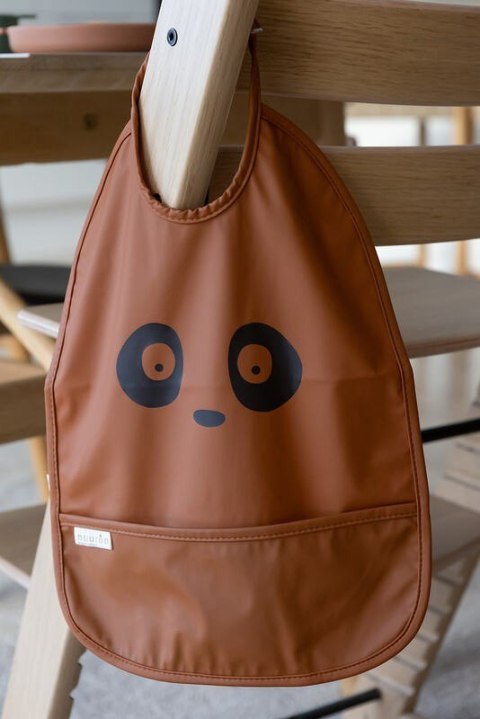 Nuuroo śliniak wodoodporny do pierwszych posiłków długi PANDA Mahogany