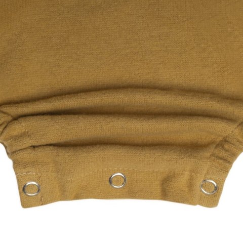 Hi Little One rampers dziecięcy MIŚ OverSize BOHO Mustard roz L Pom Pom