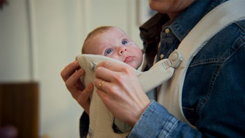 BABYBJORN - nosidełko HOLD, MESH, kremowe