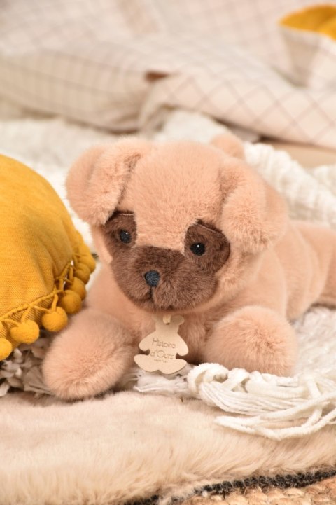 DOUDOU - obciążeniowy pluszowy pies mops Les P'tits Relax, Histoire d'Ours, 22 cm, biały